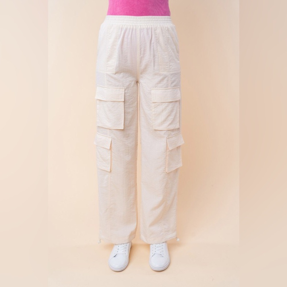 1015. Woven High Waisted Cream Cargo Pants - Picture 2 of 4